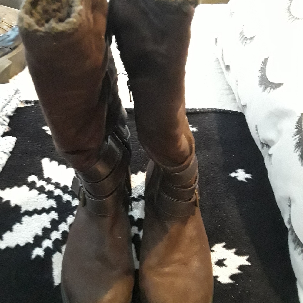 👢JUST FAB FAUX LEATHER BOOTS👢